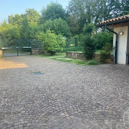 度假居 Cascina Cavalli Astino 贝尔加莫